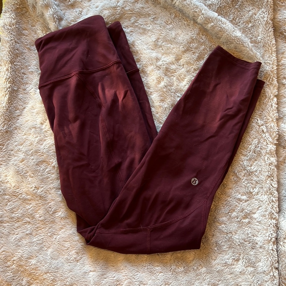 LuLu maroon leggings